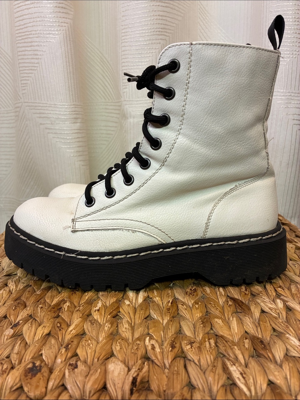 Sincerly Jules White Combat Boots with Black Platform
